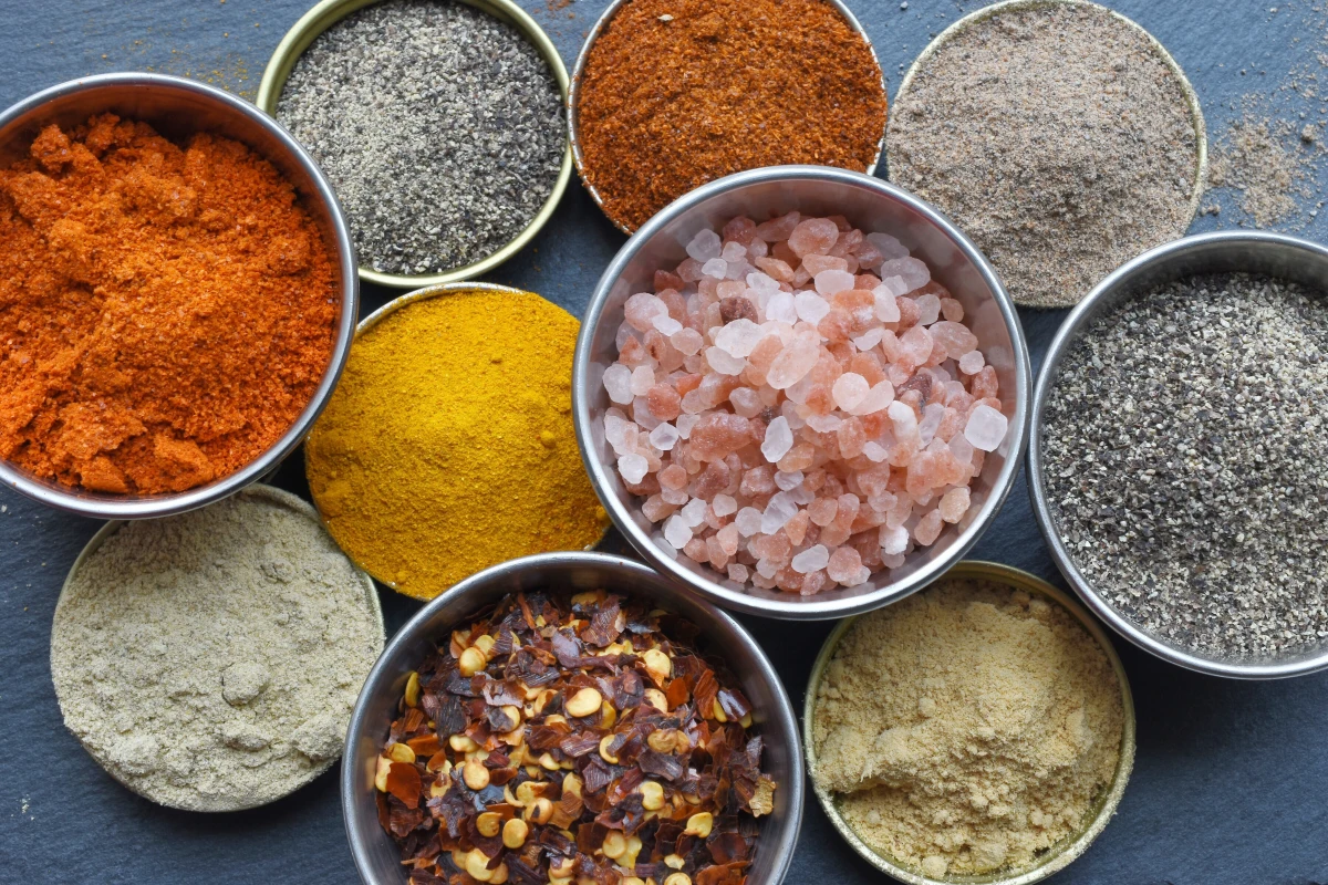 Les épices et condiments du terroir : secrets de santé et de saveur